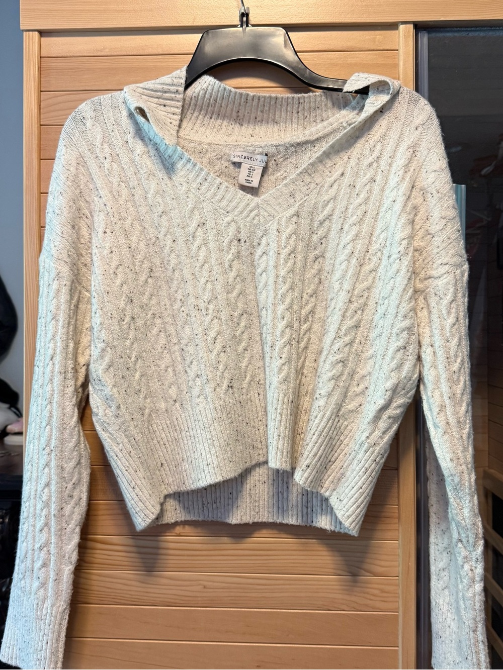 Sincerly Jules Cream Speckled Cable V-Neck Sweater
